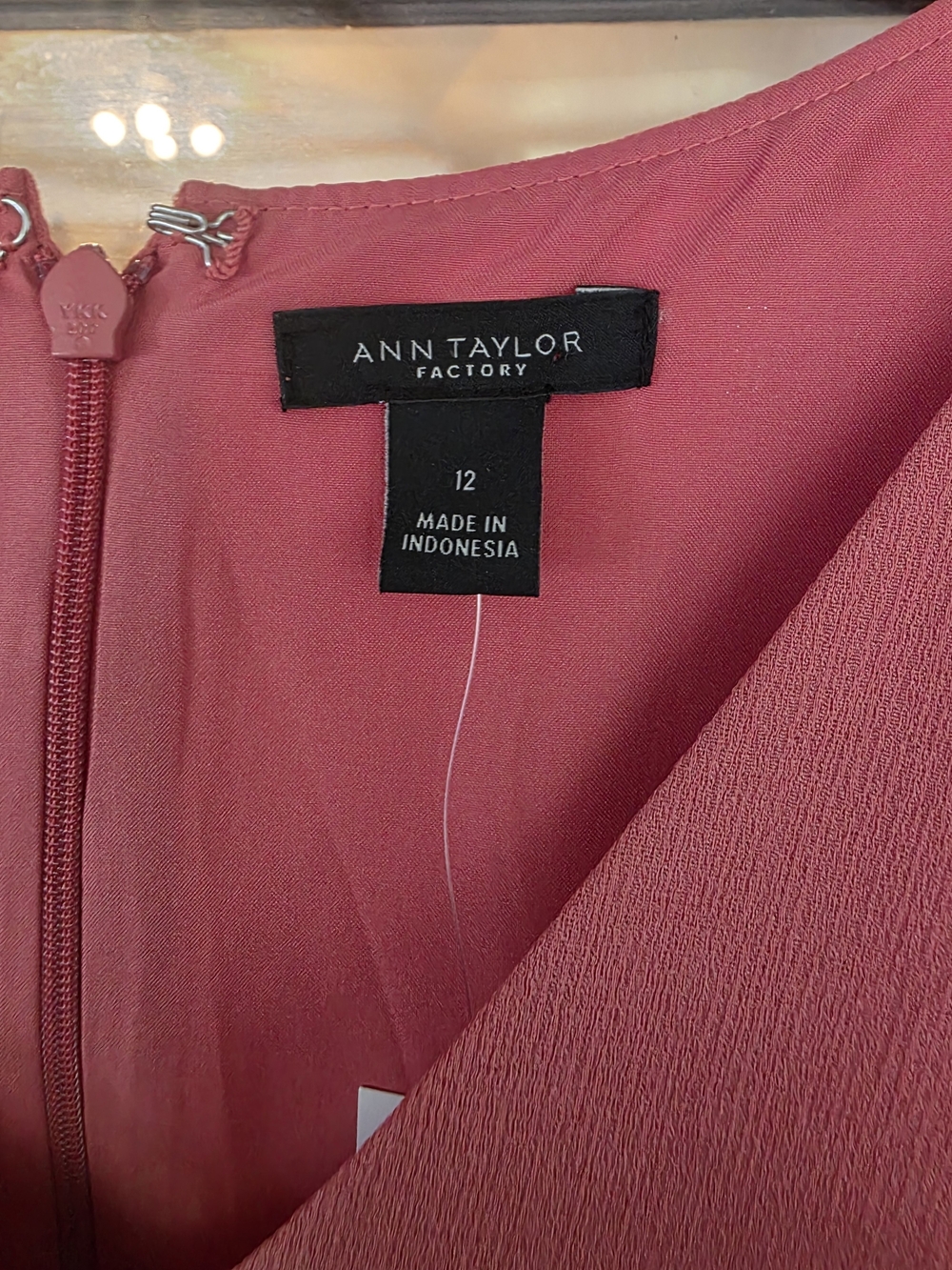 NEW Ann Taylor Factory Coral Chiffon V-Neck Ruffle Hem Dress Sz 12 - Picture 4 of 6